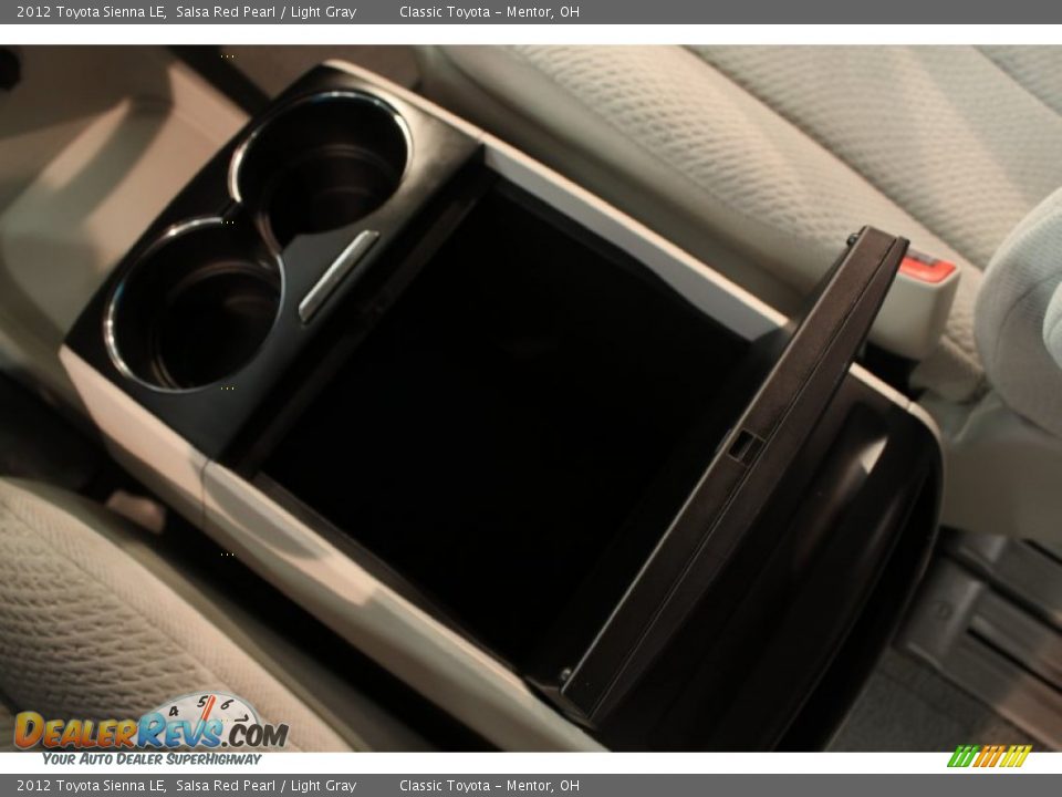 2012 Toyota Sienna LE Salsa Red Pearl / Light Gray Photo #13