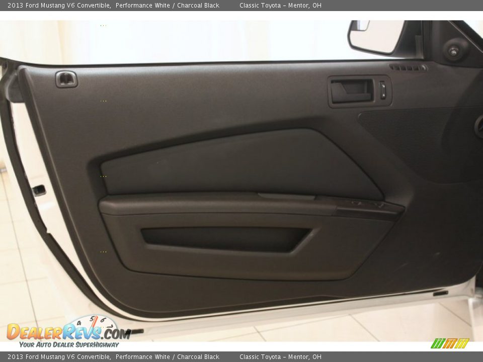 2013 Ford Mustang V6 Convertible Performance White / Charcoal Black Photo #6