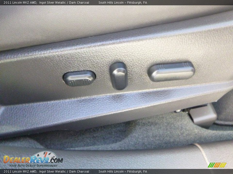 2011 Lincoln MKZ AWD Ingot Silver Metallic / Dark Charcoal Photo #11