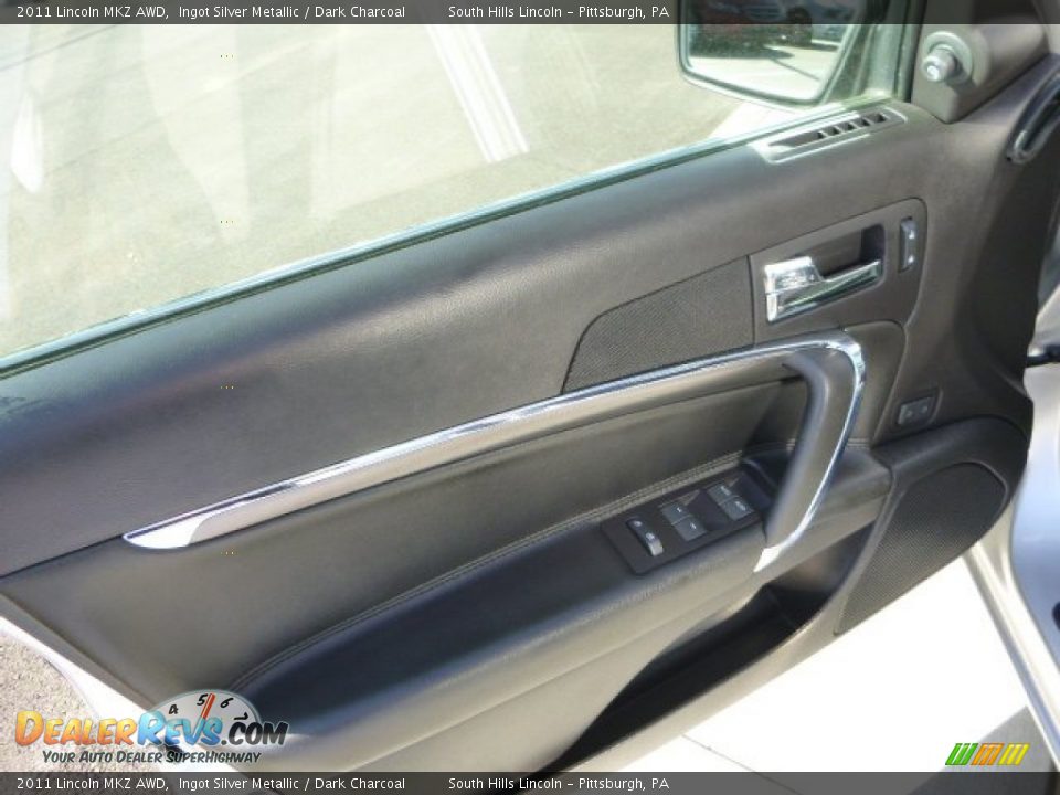 2011 Lincoln MKZ AWD Ingot Silver Metallic / Dark Charcoal Photo #17