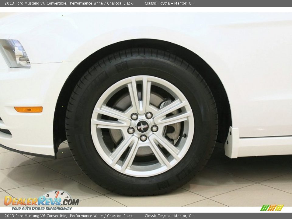 2013 Ford Mustang V6 Convertible Wheel Photo #21
