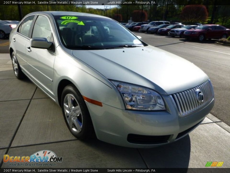 2007 Mercury Milan I4 Satellite Silver Metallic / Medium Light Stone Photo #7