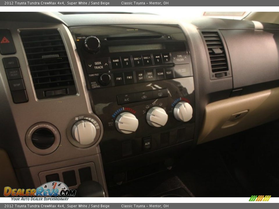 2012 Toyota Tundra CrewMax 4x4 Super White / Sand Beige Photo #11
