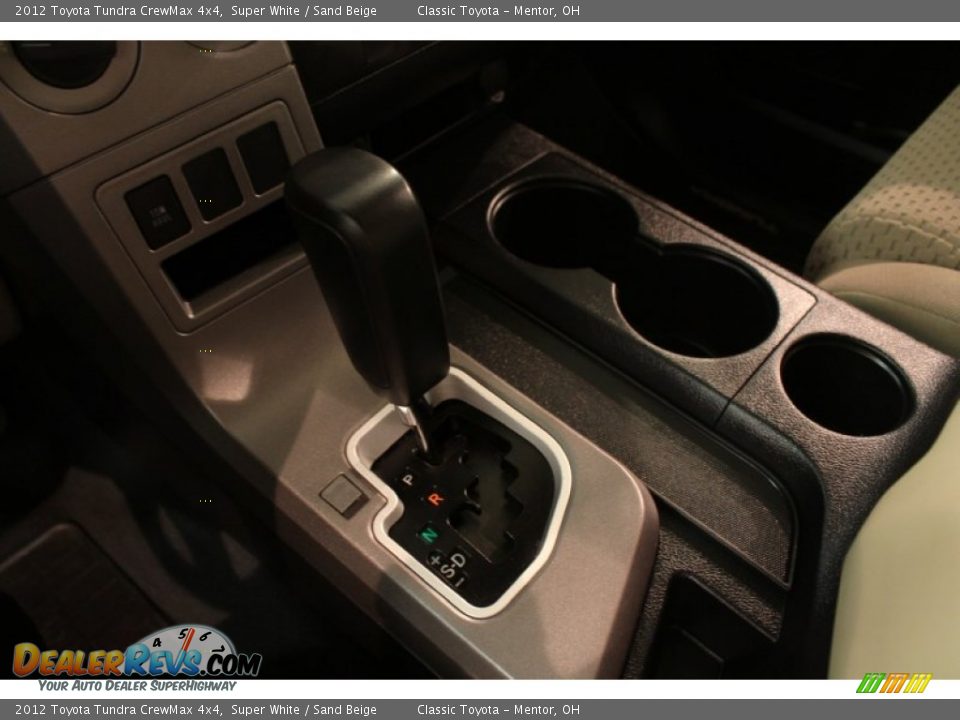 2012 Toyota Tundra CrewMax 4x4 Super White / Sand Beige Photo #12