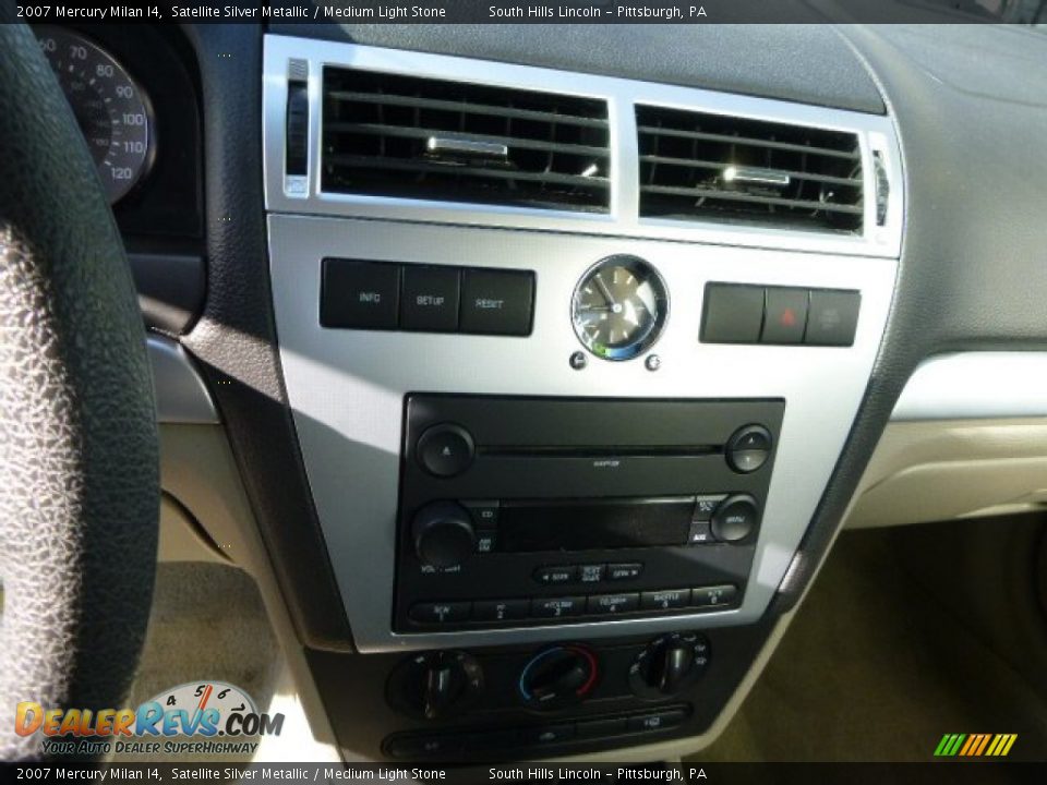 2007 Mercury Milan I4 Satellite Silver Metallic / Medium Light Stone Photo #23
