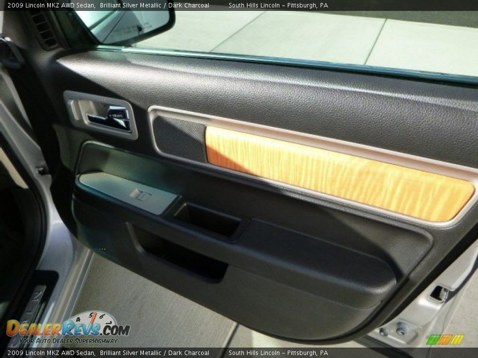 2009 Lincoln MKZ AWD Sedan Brilliant Silver Metallic / Dark Charcoal Photo #12