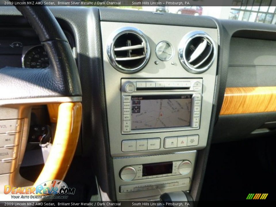2009 Lincoln MKZ AWD Sedan Brilliant Silver Metallic / Dark Charcoal Photo #23