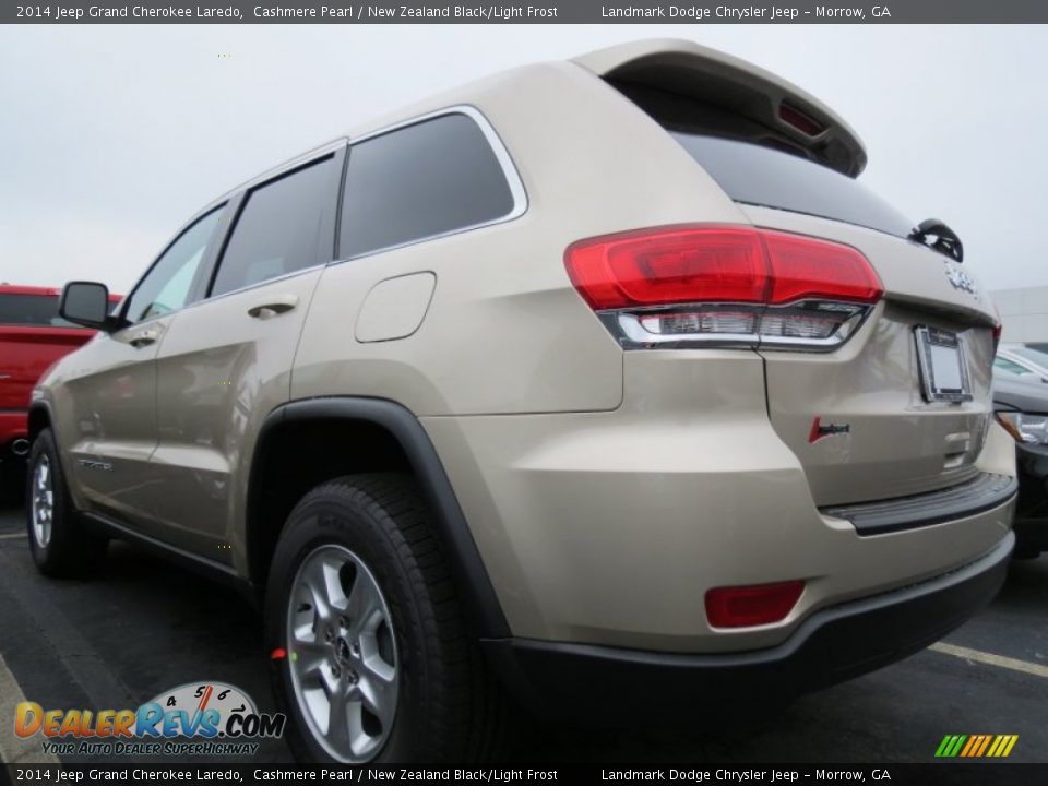 2014 Jeep Grand Cherokee Laredo Cashmere Pearl / New Zealand Black/Light Frost Photo #2