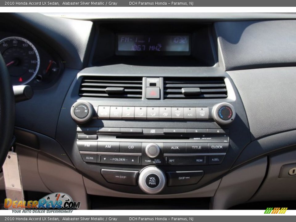 2010 Honda Accord LX Sedan Alabaster Silver Metallic / Gray Photo #12