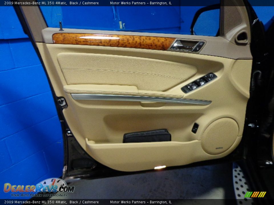 2009 Mercedes-Benz ML 350 4Matic Black / Cashmere Photo #21