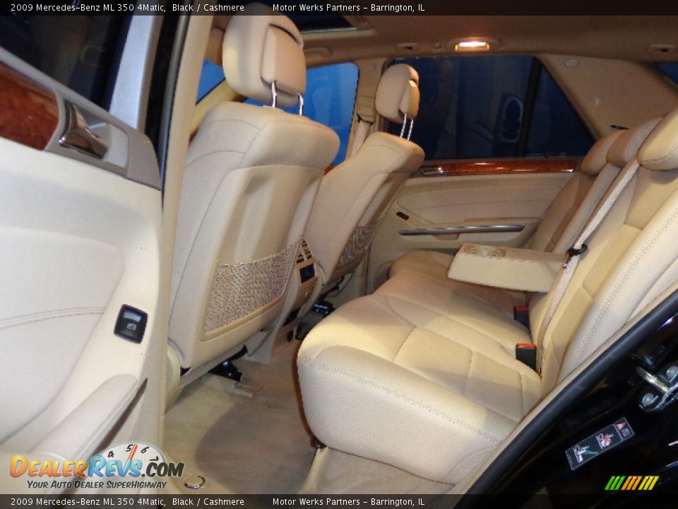 2009 Mercedes-Benz ML 350 4Matic Black / Cashmere Photo #30