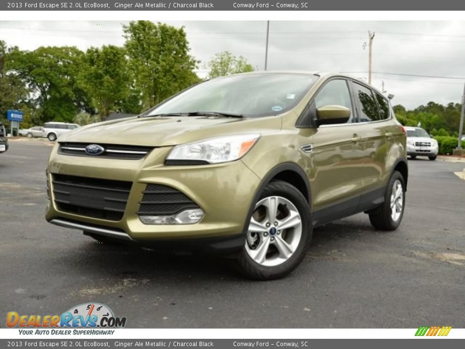 Front 3/4 View of 2013 Ford Escape SE 2.0L EcoBoost Photo #1