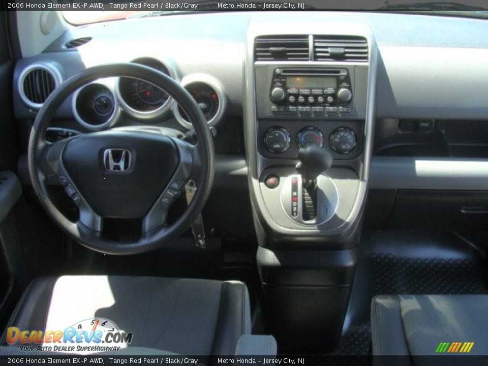 2006 Honda Element EX-P AWD Tango Red Pearl / Black/Gray Photo #10