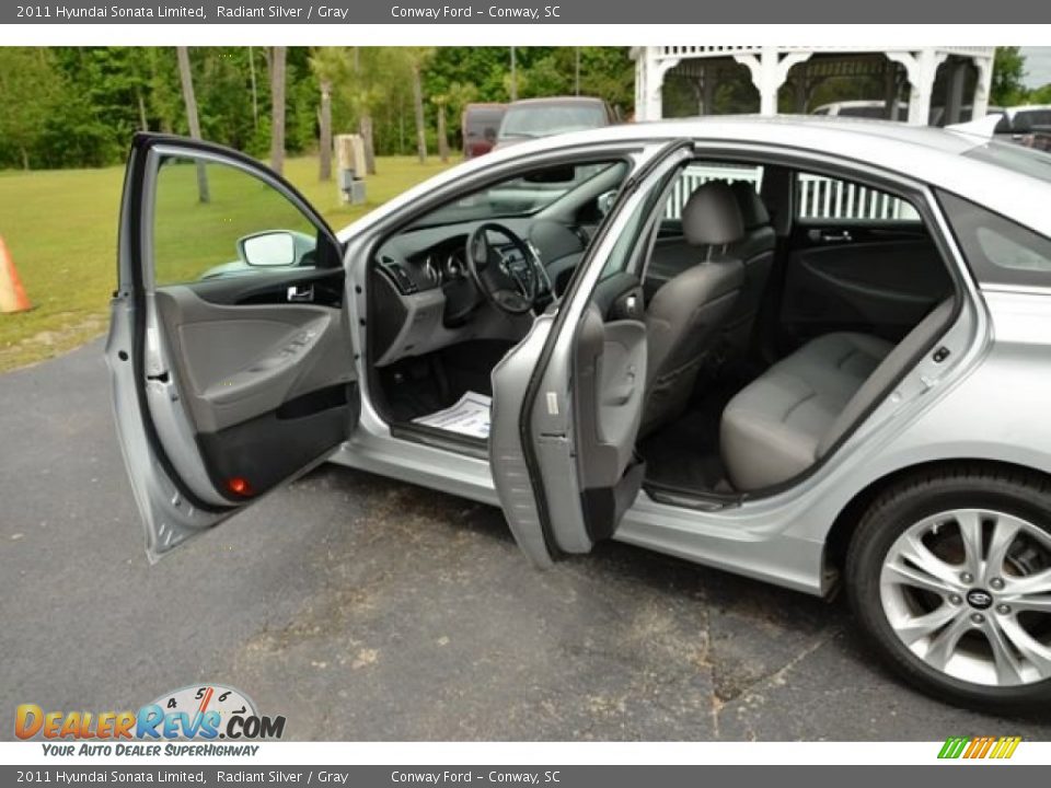 2011 Hyundai Sonata Limited Radiant Silver / Gray Photo #11