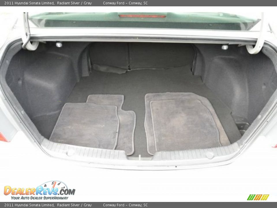 2011 Hyundai Sonata Limited Radiant Silver / Gray Photo #17