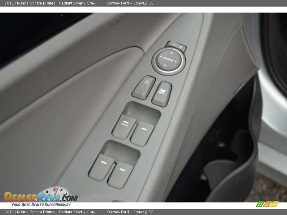 2011 Hyundai Sonata Limited Radiant Silver / Gray Photo #23