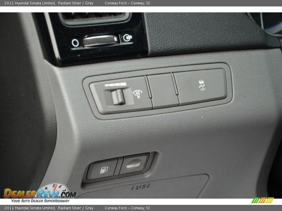 2011 Hyundai Sonata Limited Radiant Silver / Gray Photo #24