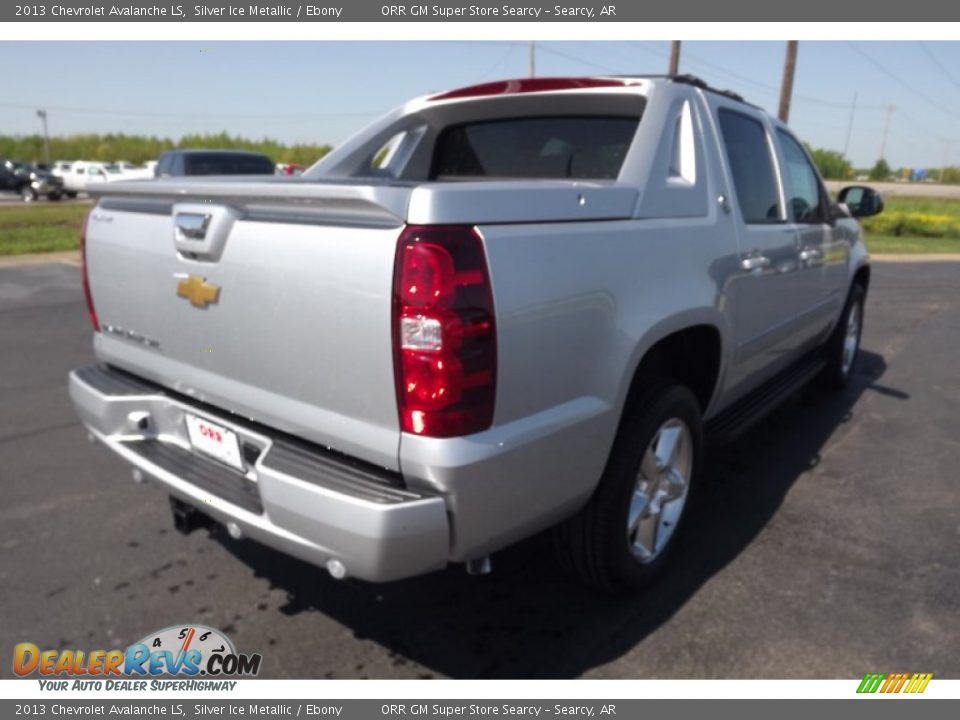 2013 Chevrolet Avalanche LS Silver Ice Metallic / Ebony Photo #5
