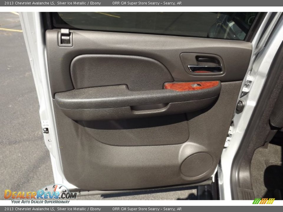 2013 Chevrolet Avalanche LS Silver Ice Metallic / Ebony Photo #16