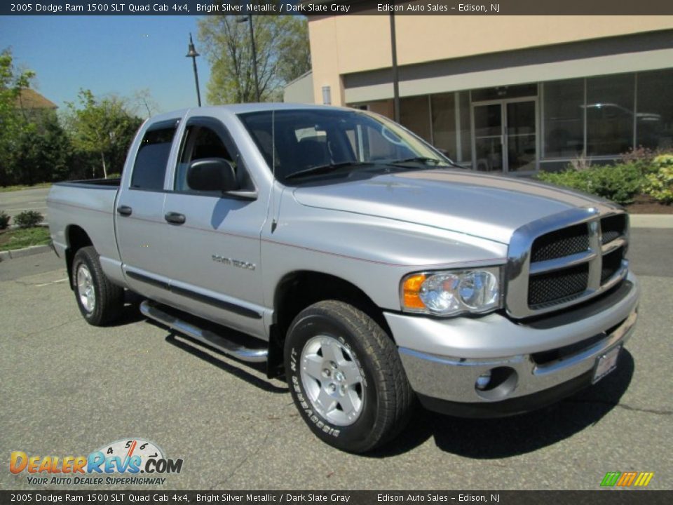 2005 Dodge Ram 1500 SLT Quad Cab 4x4 Bright Silver Metallic / Dark Slate Gray Photo #13