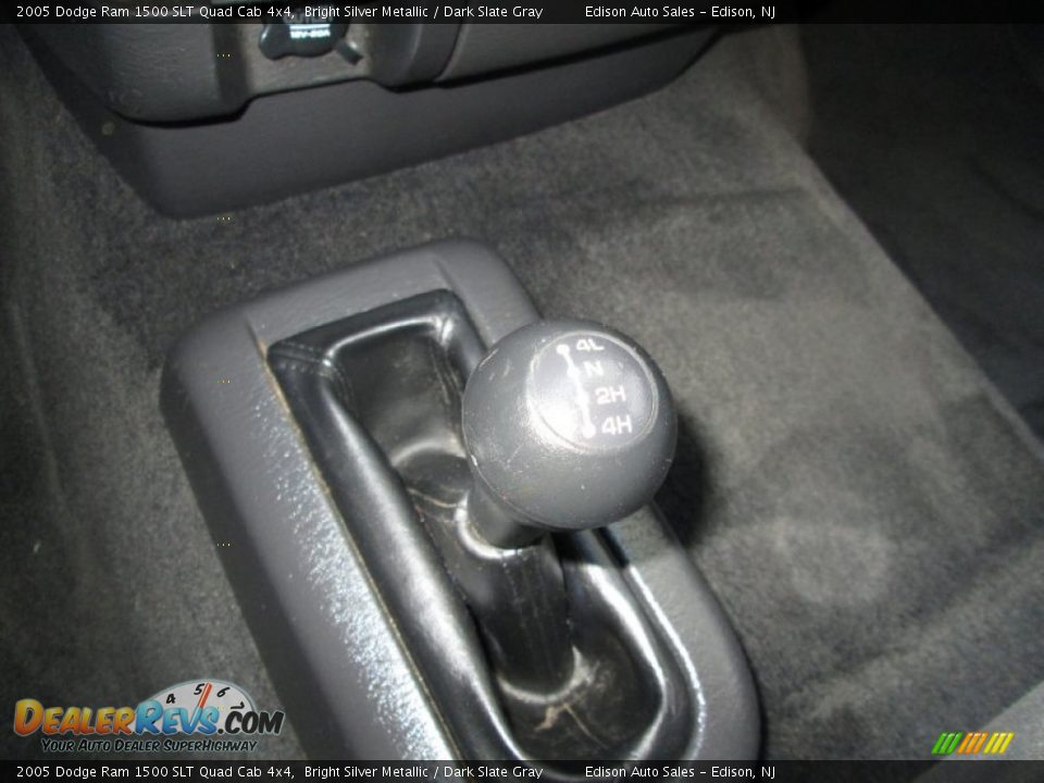 2005 Dodge Ram 1500 SLT Quad Cab 4x4 Bright Silver Metallic / Dark Slate Gray Photo #21