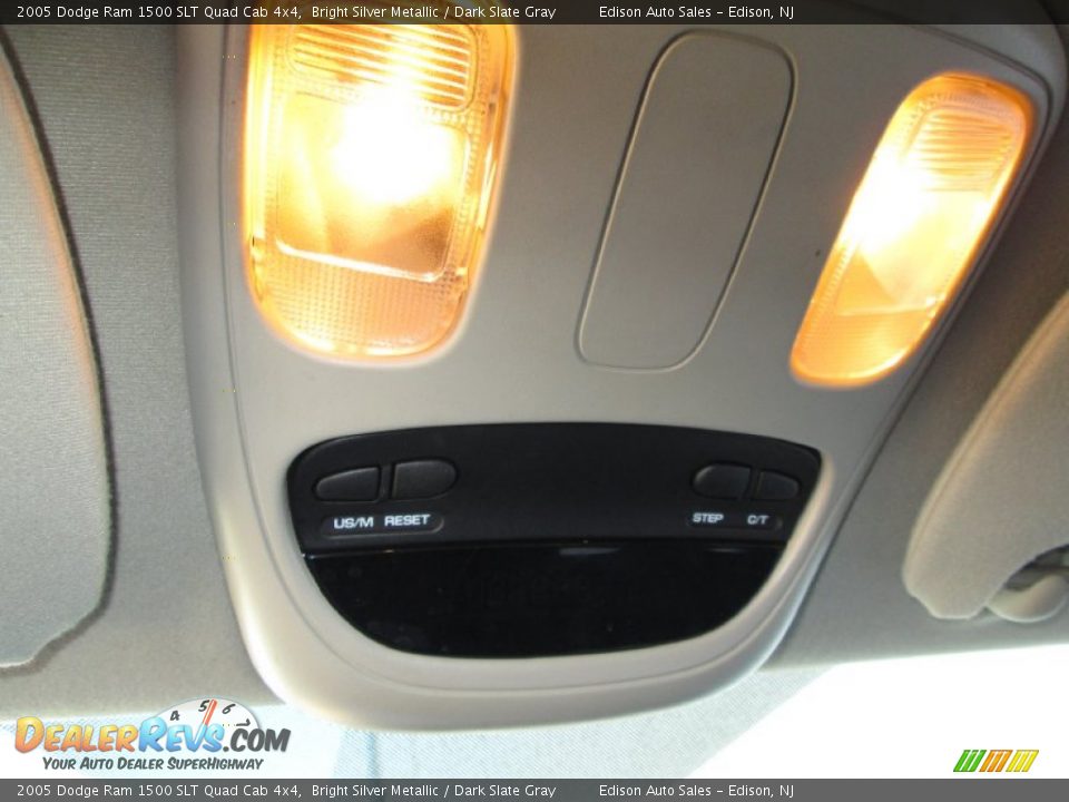 2005 Dodge Ram 1500 SLT Quad Cab 4x4 Bright Silver Metallic / Dark Slate Gray Photo #25