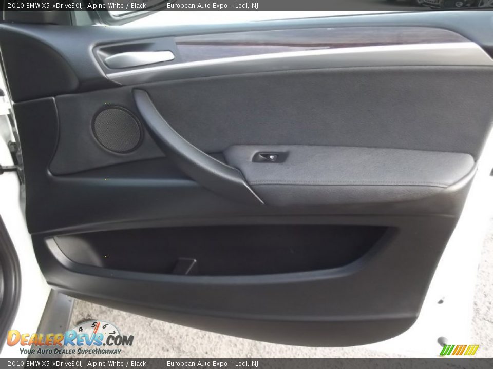 2010 BMW X5 xDrive30i Alpine White / Black Photo #18