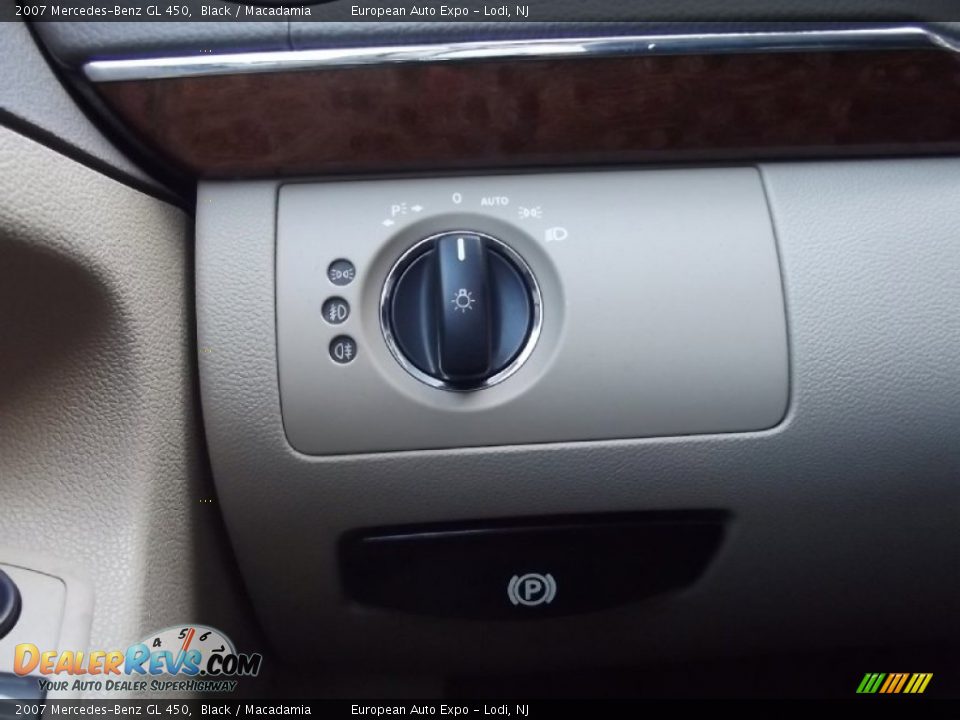 2007 Mercedes-Benz GL 450 Black / Macadamia Photo #28