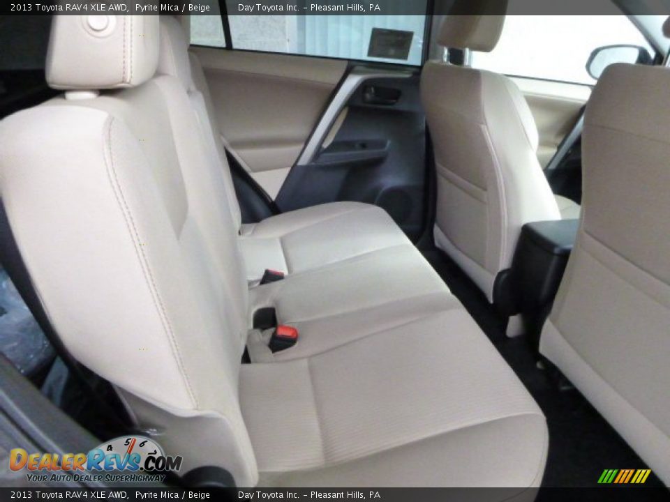 2013 Toyota RAV4 XLE AWD Pyrite Mica / Beige Photo #12