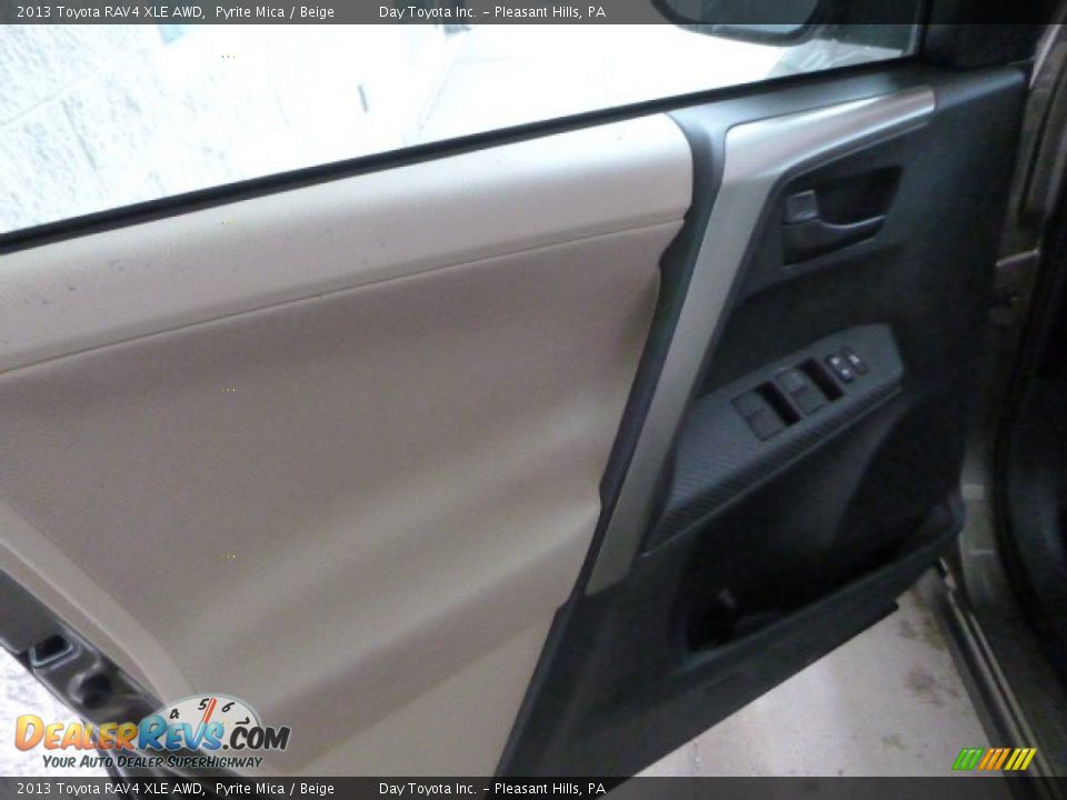 2013 Toyota RAV4 XLE AWD Pyrite Mica / Beige Photo #16