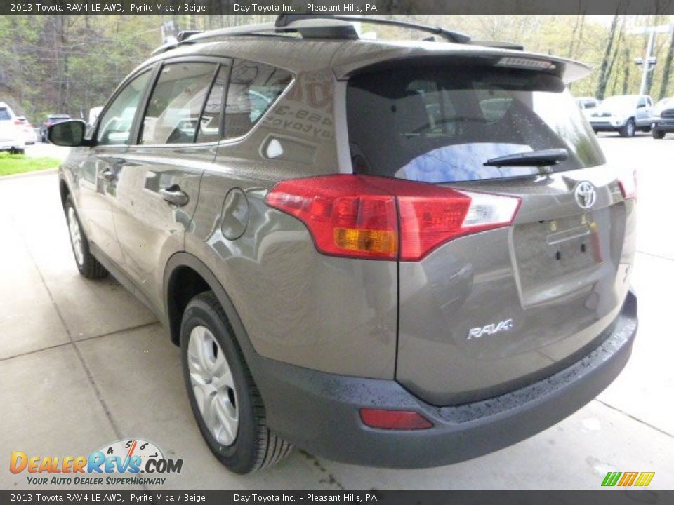 2013 Toyota RAV4 LE AWD Pyrite Mica / Beige Photo #4