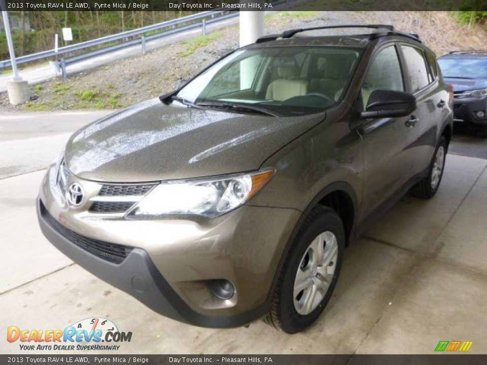 2013 Toyota RAV4 LE AWD Pyrite Mica / Beige Photo #5