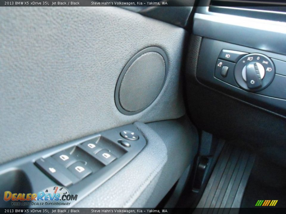 2013 BMW X5 xDrive 35i Jet Black / Black Photo #11