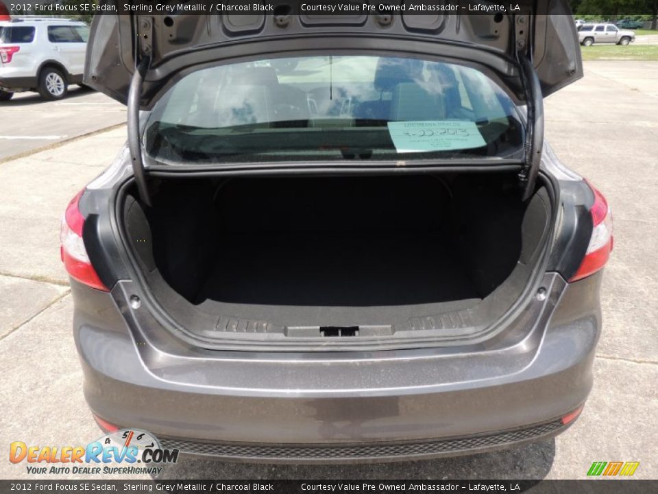 2012 Ford Focus SE Sedan Sterling Grey Metallic / Charcoal Black Photo #4