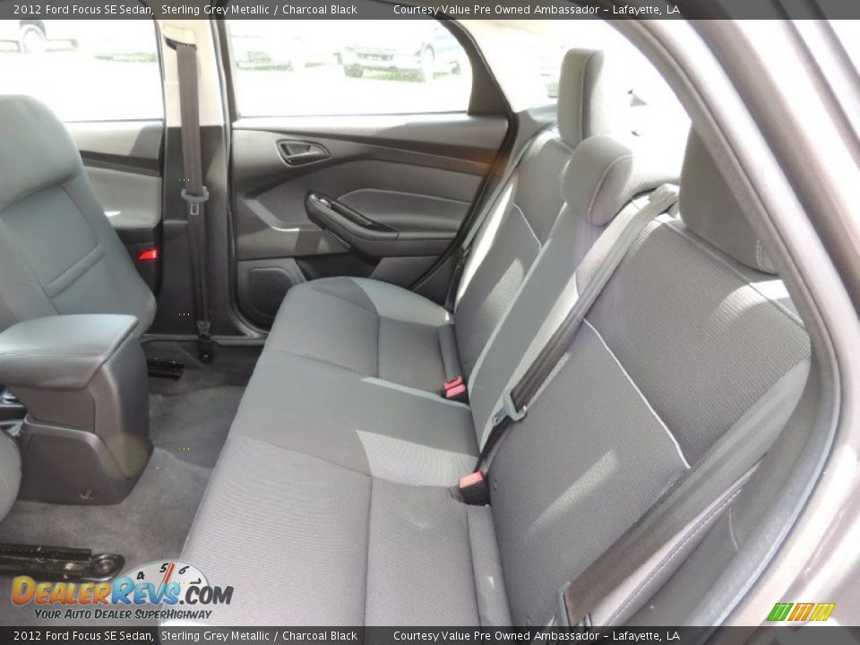 2012 Ford Focus SE Sedan Sterling Grey Metallic / Charcoal Black Photo #10