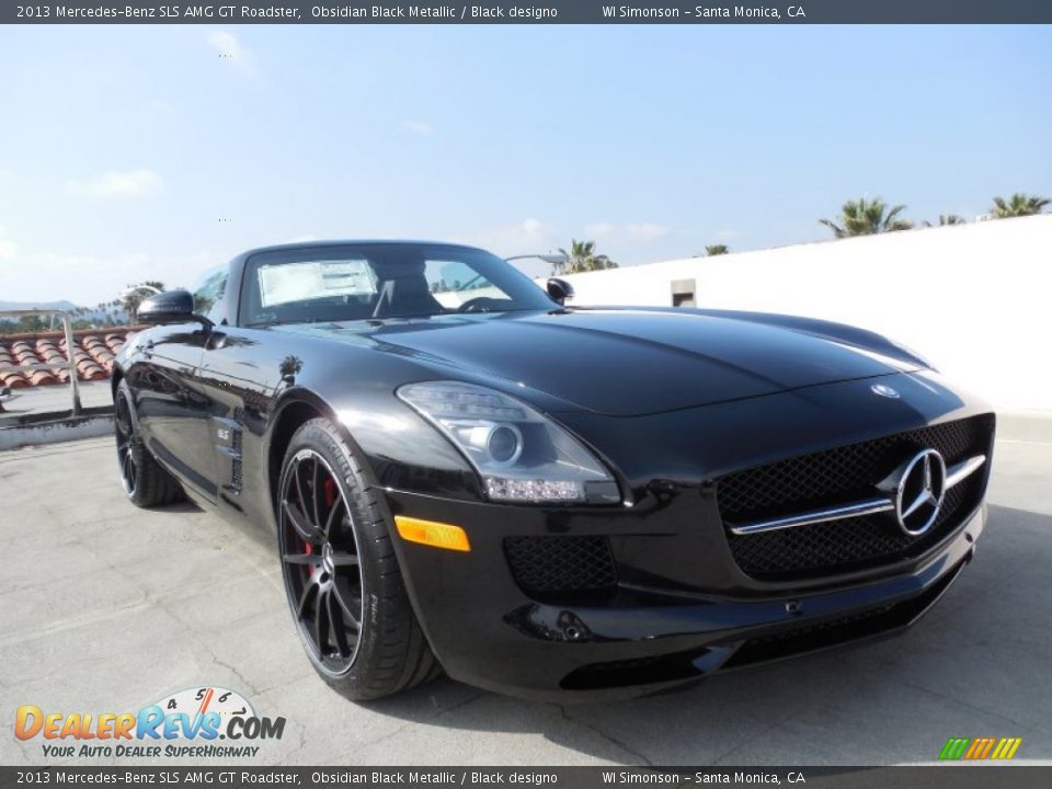 Front 3/4 View of 2013 Mercedes-Benz SLS AMG GT Roadster Photo #6
