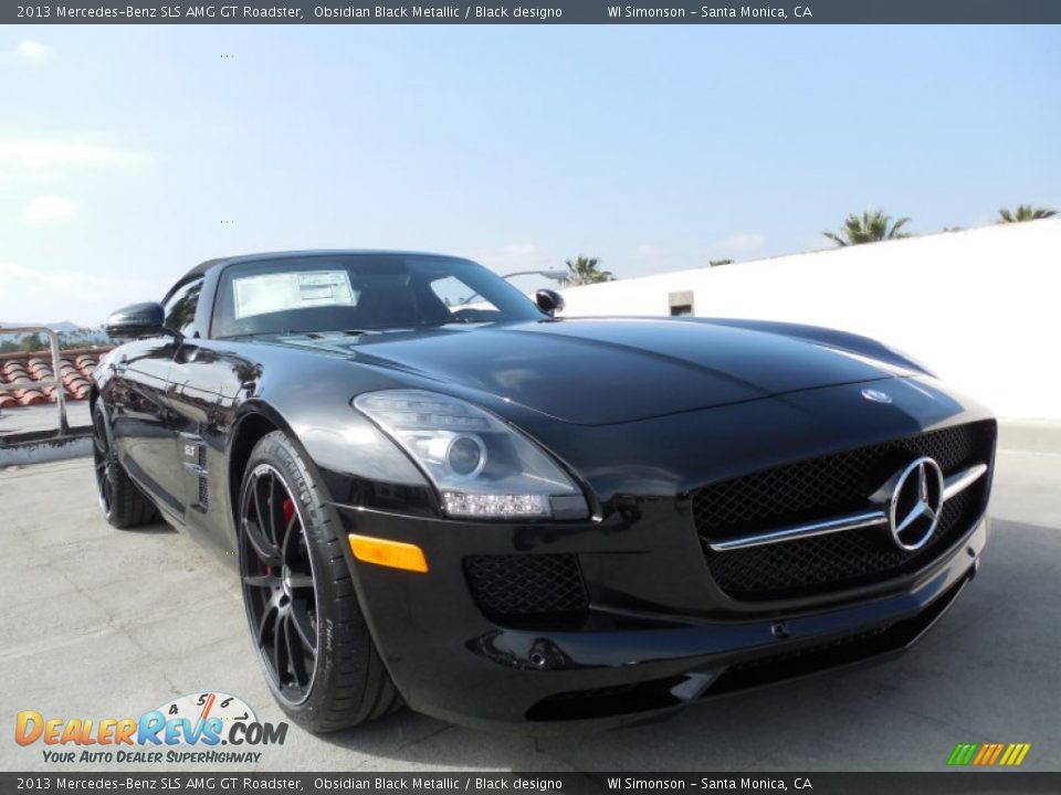 Front 3/4 View of 2013 Mercedes-Benz SLS AMG GT Roadster Photo #21