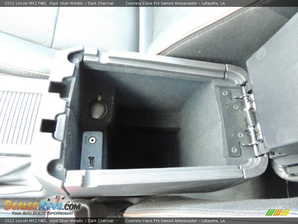 2012 Lincoln MKZ FWD Ingot Silver Metallic / Dark Charcoal Photo #23