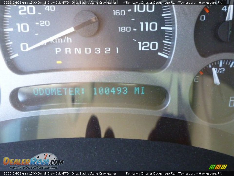 2006 GMC Sierra 1500 Denali Crew Cab 4WD Onyx Black / Stone Gray leather Photo #19