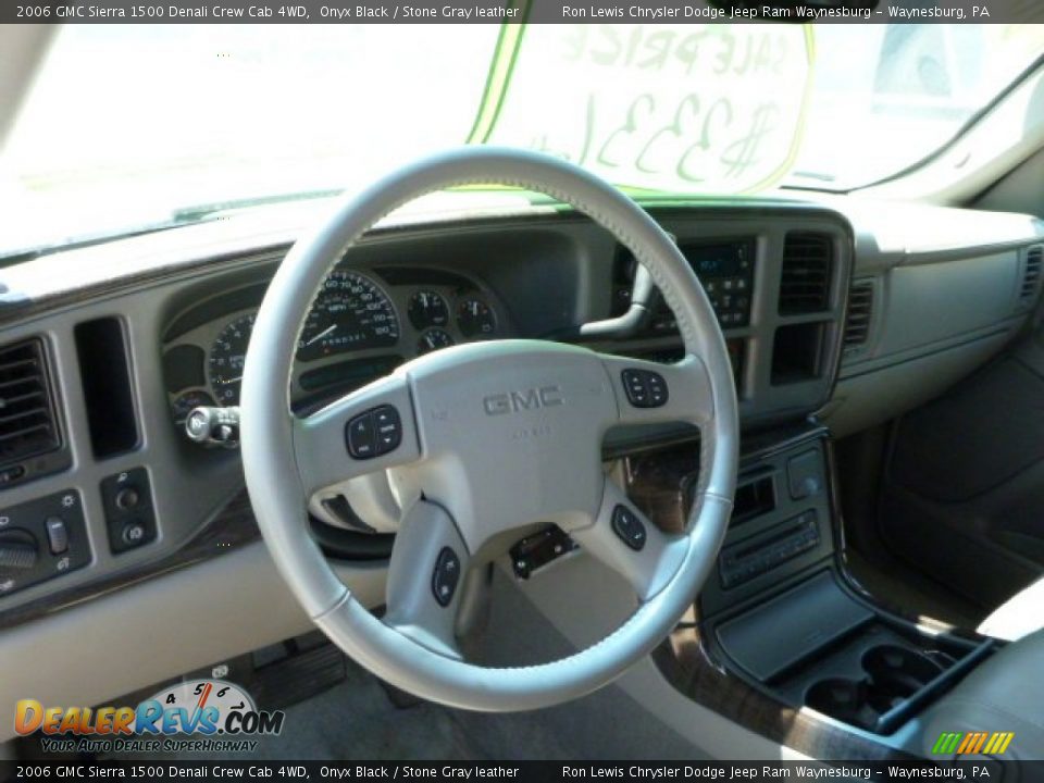 2006 GMC Sierra 1500 Denali Crew Cab 4WD Onyx Black / Stone Gray leather Photo #20