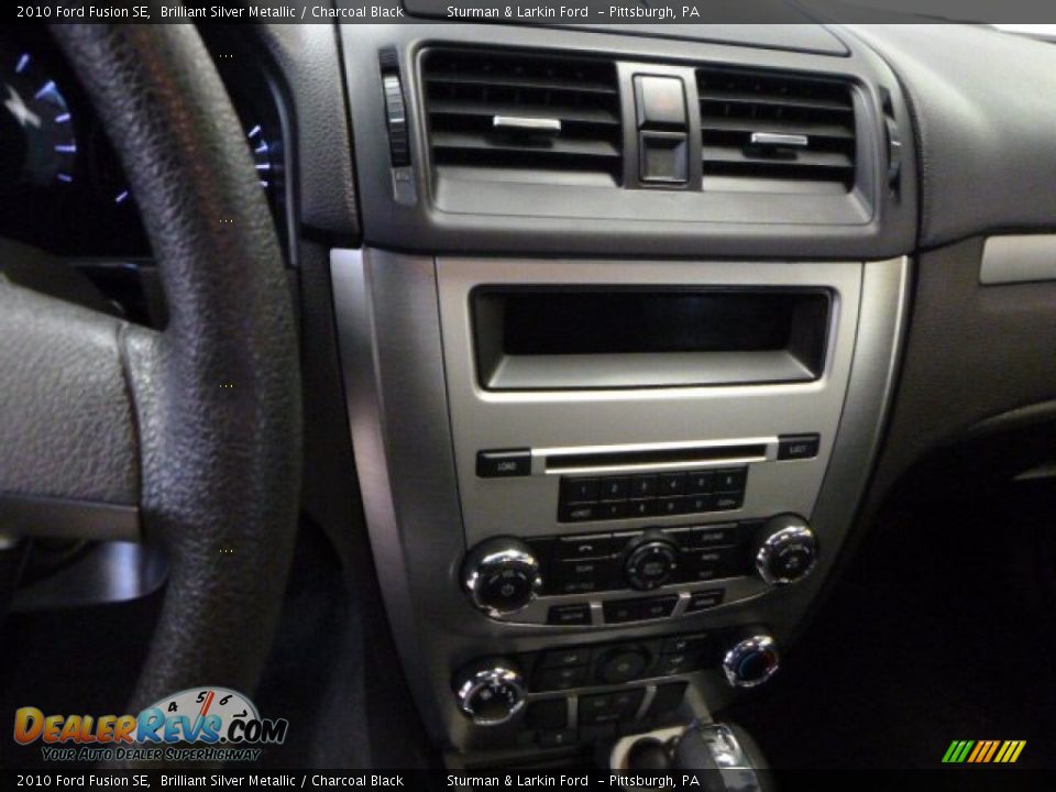 2010 Ford Fusion SE Brilliant Silver Metallic / Charcoal Black Photo #13