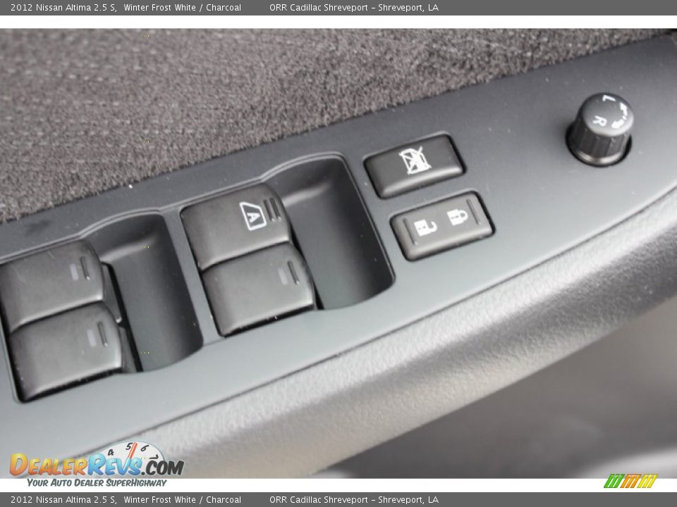 2012 Nissan Altima 2.5 S Winter Frost White / Charcoal Photo #28