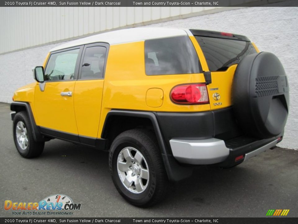 2010 Toyota FJ Cruiser 4WD Sun Fusion Yellow / Dark Charcoal Photo #3