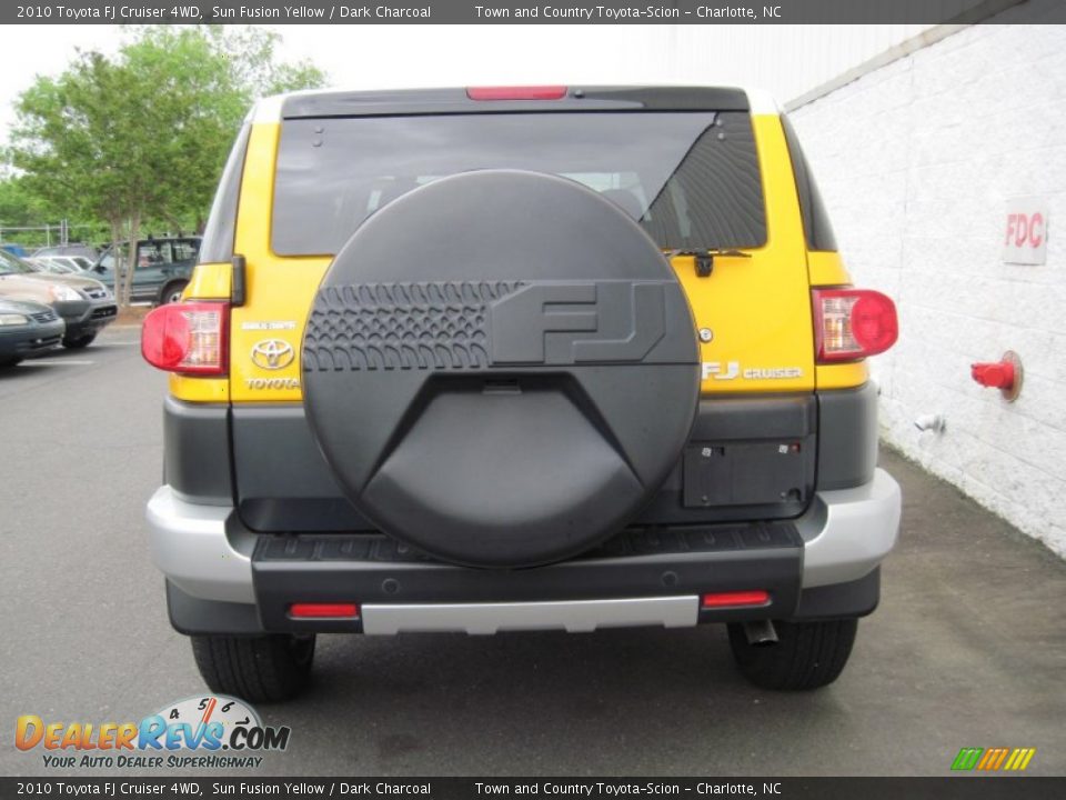 2010 Toyota FJ Cruiser 4WD Sun Fusion Yellow / Dark Charcoal Photo #7