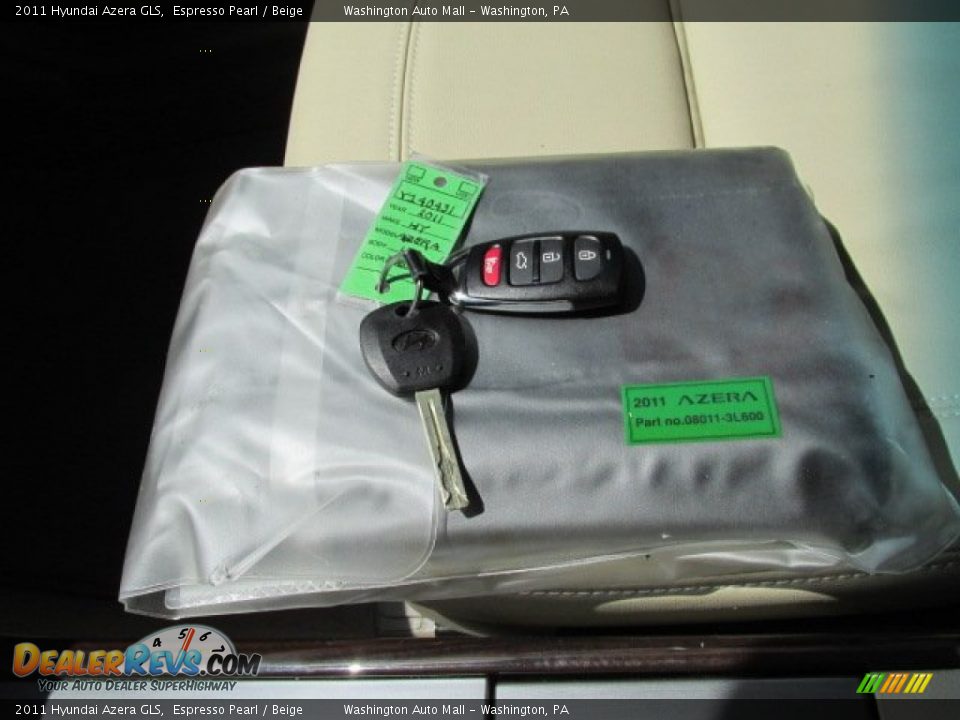 Keys of 2011 Hyundai Azera GLS Photo #18