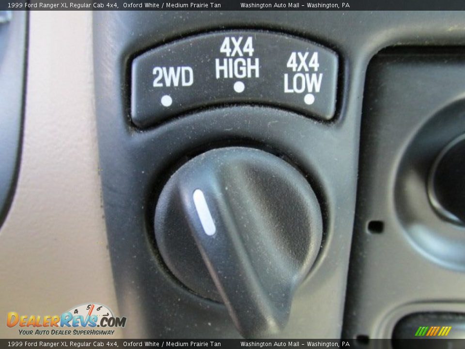 Controls of 1999 Ford Ranger XL Regular Cab 4x4 Photo #14