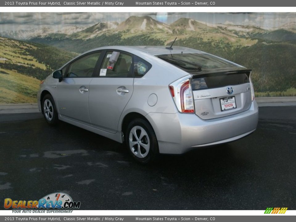 2013 Toyota Prius Four Hybrid Classic Silver Metallic / Misty Gray Photo #2