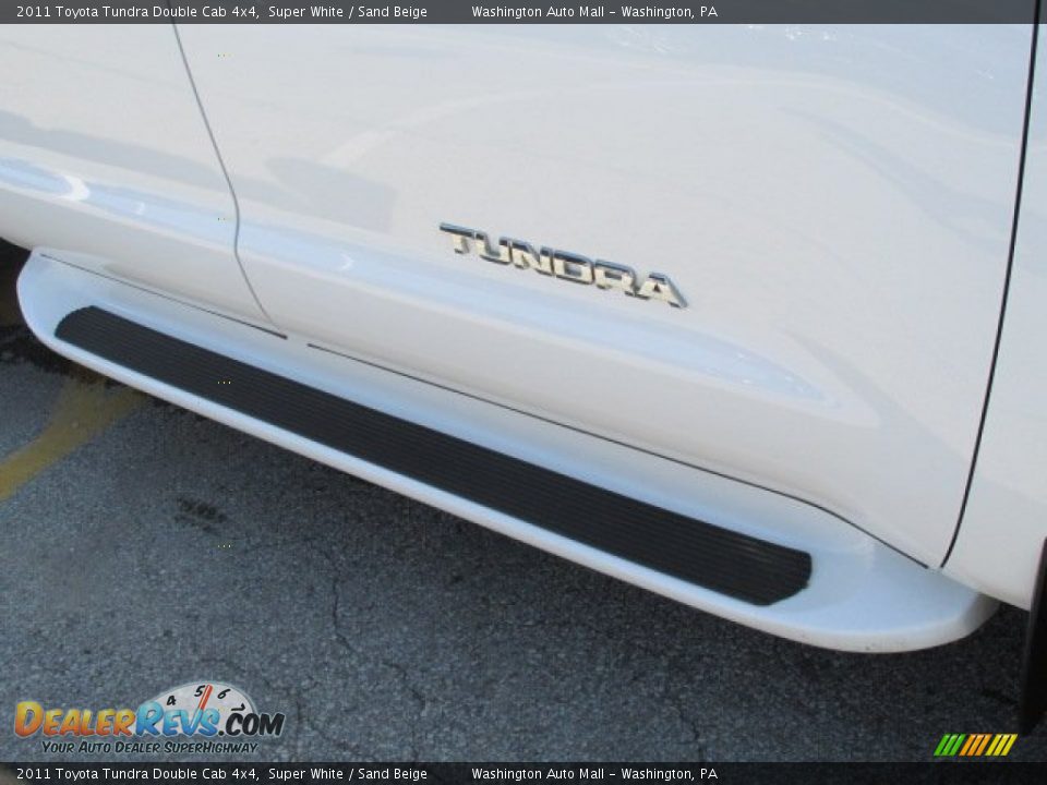 2011 Toyota Tundra Double Cab 4x4 Super White / Sand Beige Photo #3