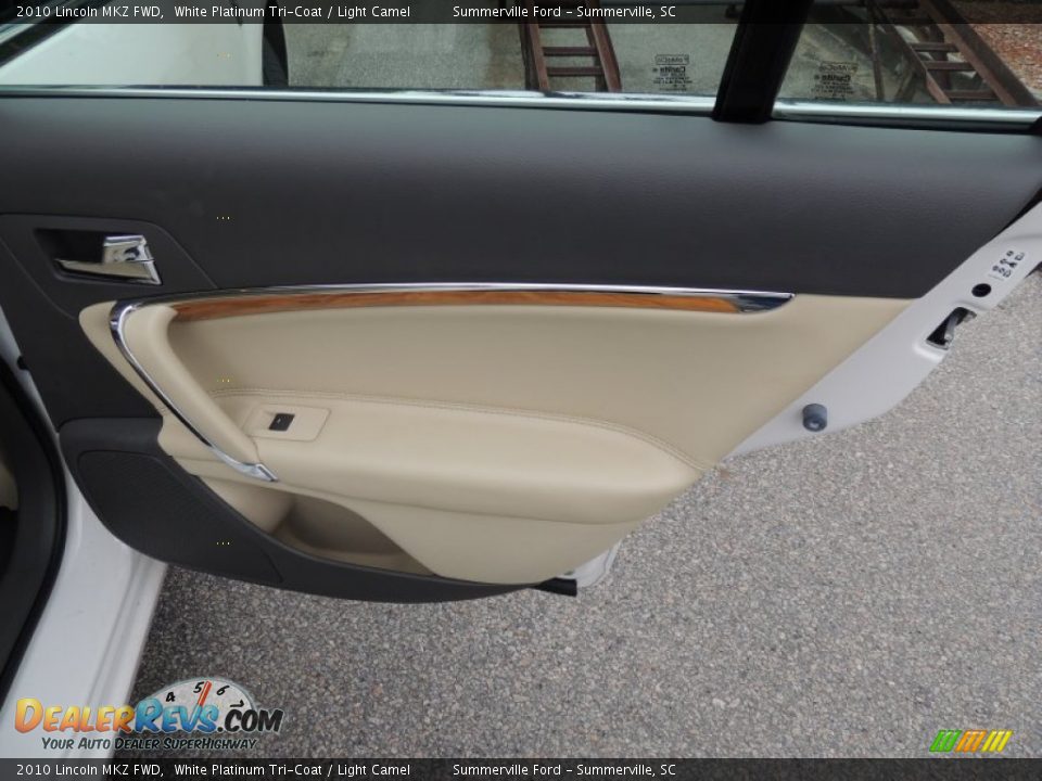 2010 Lincoln MKZ FWD White Platinum Tri-Coat / Light Camel Photo #13
