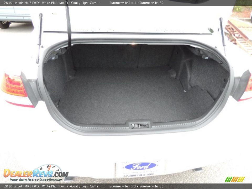 2010 Lincoln MKZ FWD White Platinum Tri-Coat / Light Camel Photo #16